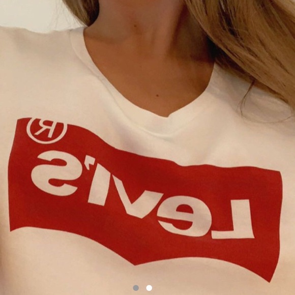 LEVIS T-shirt❣️ - Picture 2 of 3